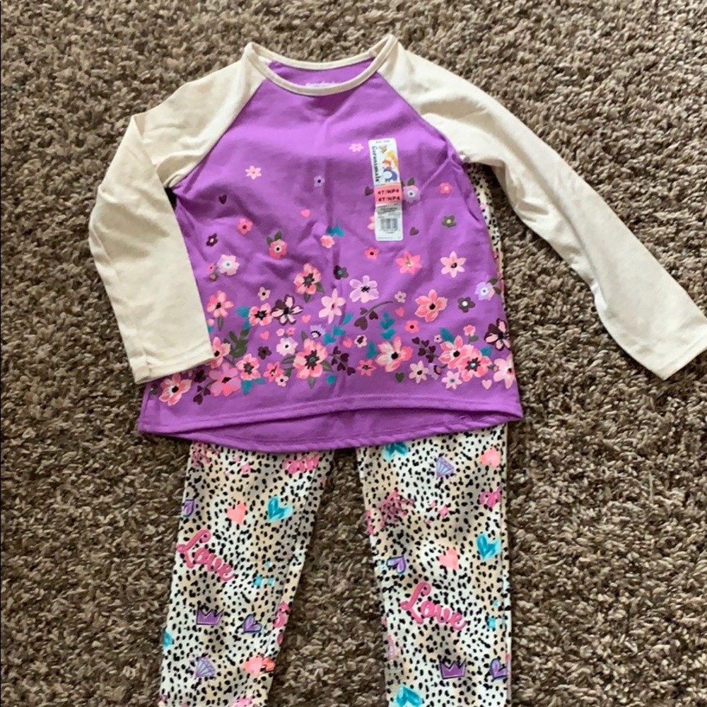 New with tags garanimals outfit